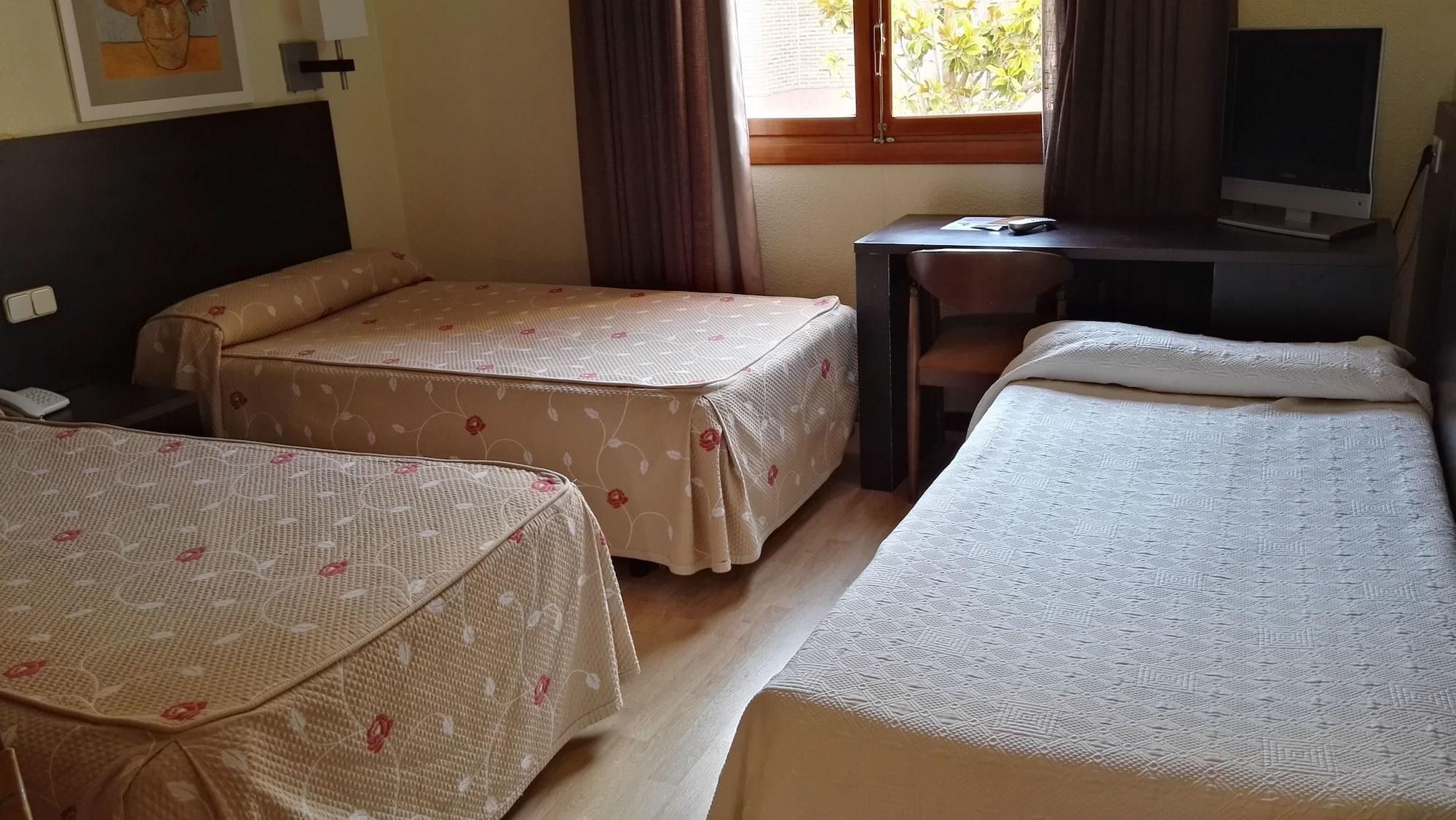 Hotel Tudanca-Aranda II Fuentespina Екстериор снимка