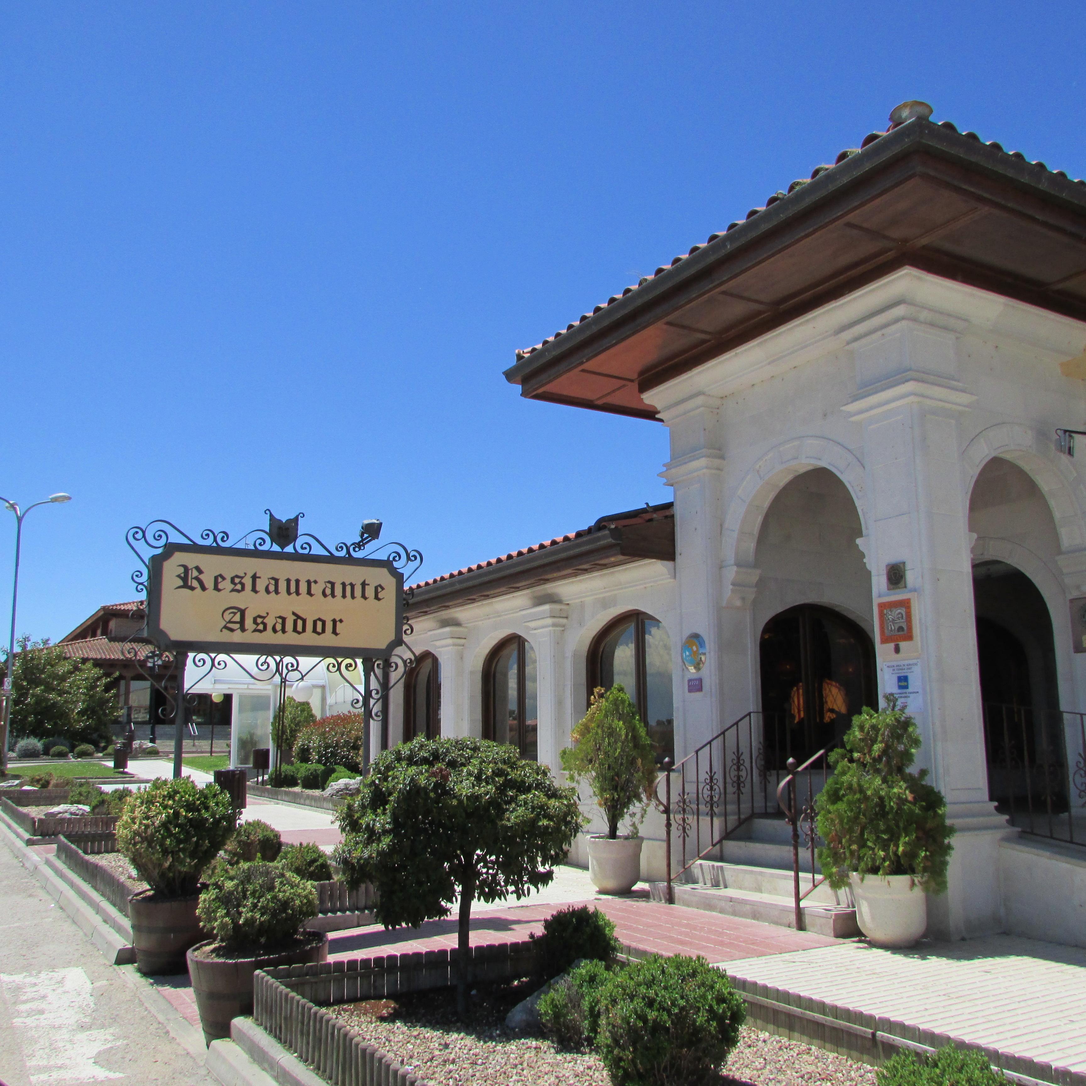 Hotel Tudanca-Aranda II Fuentespina Екстериор снимка